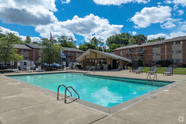 Building Photo - Parkview Estates Rental