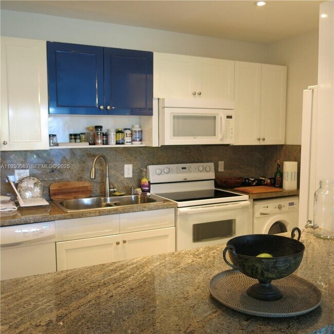 Photo - 199 Ocean Ln Dr Unit 102