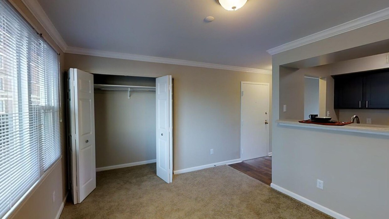 Photo - Crescent Centre Apartments & Townhomes