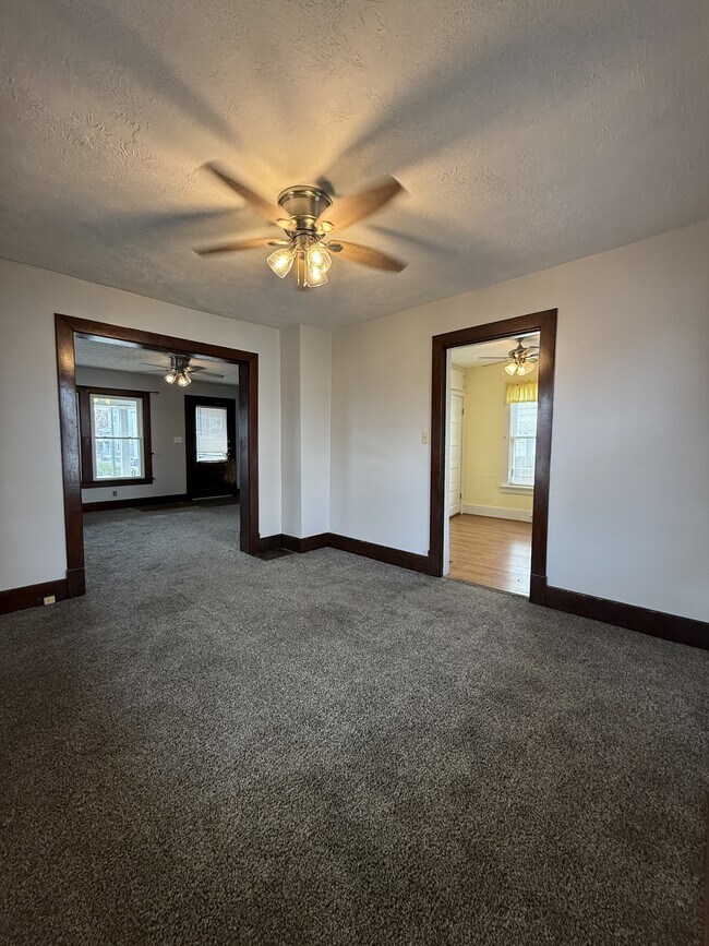 Photo - 3221 Wayne Ave