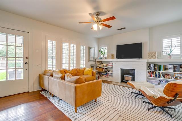 Photo - 2200 W Magnolia Ave