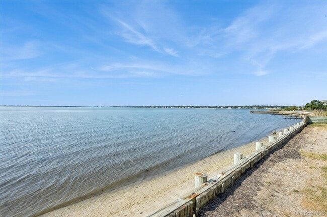 Photo - 42 Barracuda Rd