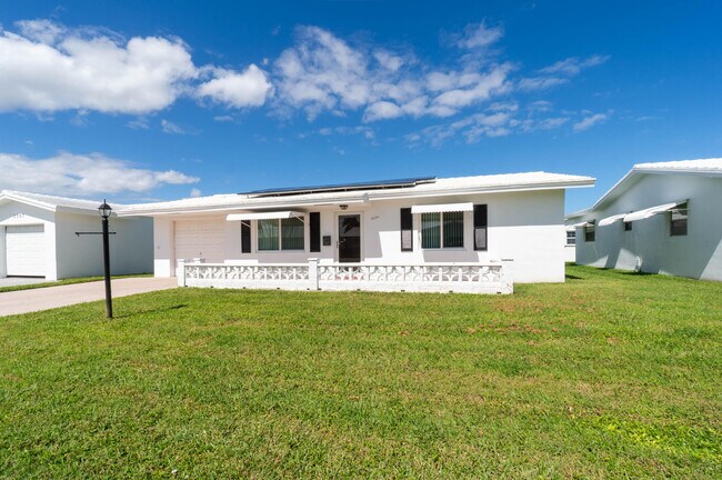 Photo - 2391 SW 13th Terrace