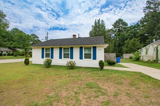 Building Photo - 1401 Thelbert Dr