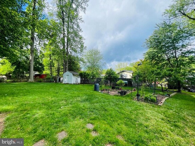 Photo - 10929 Decatur Dr