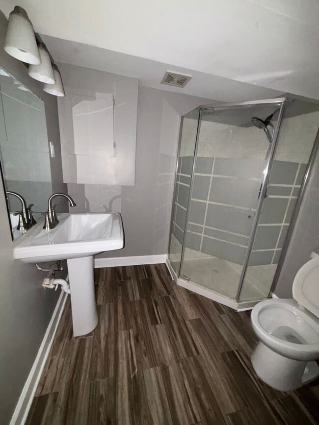 Photo - Beautiful 4 Bedroom 2 Bath Home in South S...