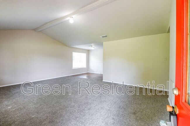 Photo - 3210 Ridgefield Rd