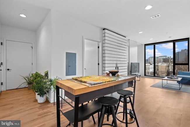 Photo - 57 N St NW Unit 321