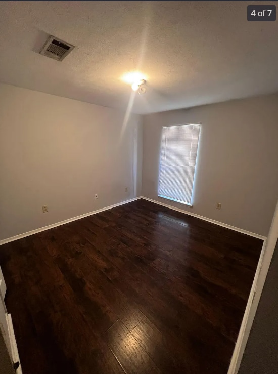 Photo - 26 Meadowoods Pl