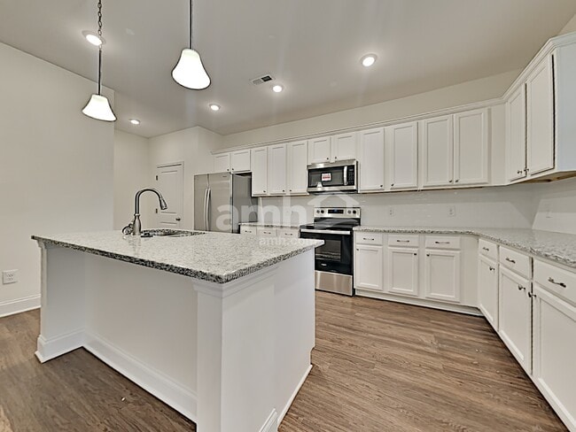 Photo - 127 Pullen Dr