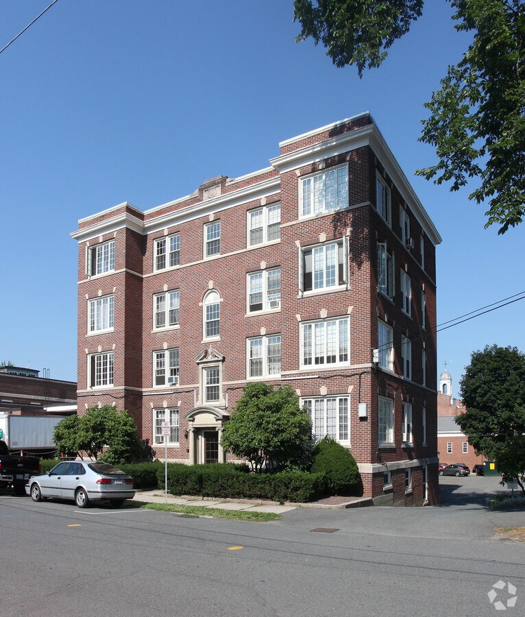 The Reed Apartments - The Reed Apartments