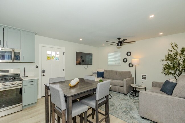 Photo - 1671-75 Diamond St Apartment Unit 1673