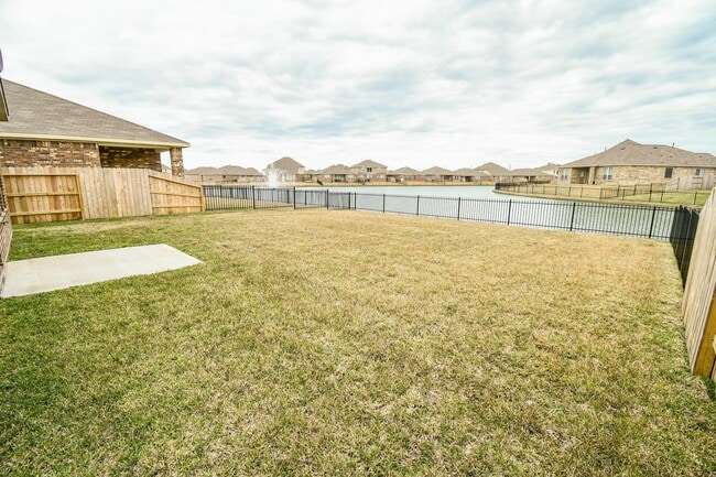Photo - 3783 Lake Bend Shore Dr