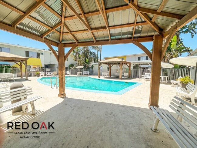Photo - 10257 Western Ave Unidad G