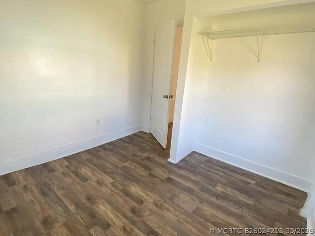 4144 Herring Ave