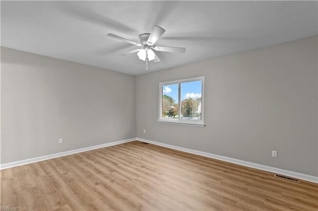 Photo - Updated Townhome in Virginia Beach