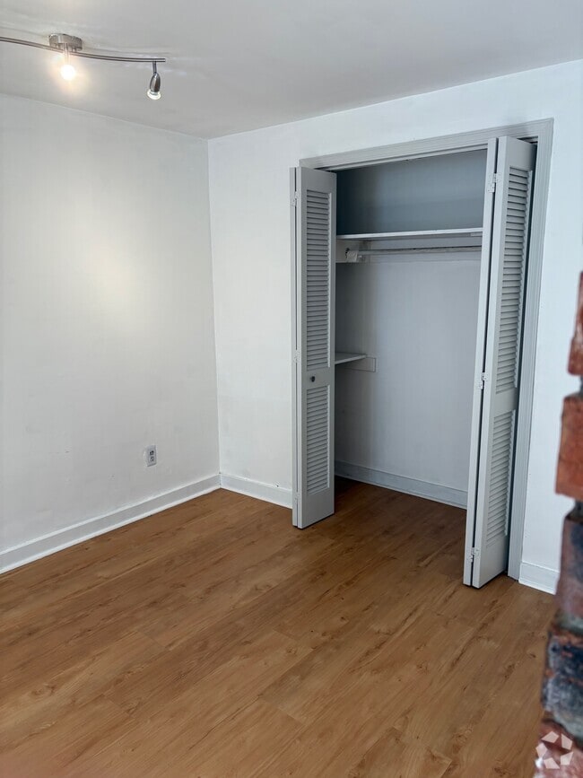Building Photo - 3808 Old Crompond Rd Rental