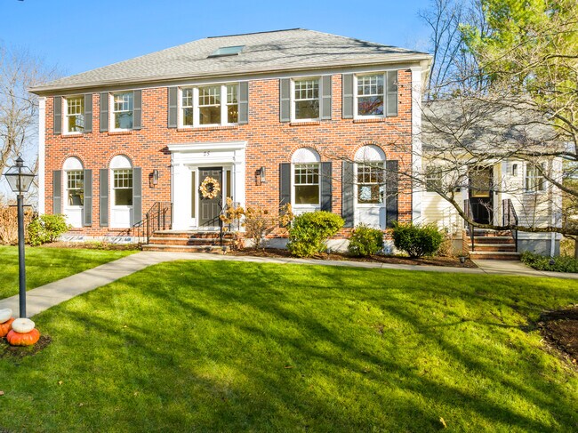 Photo - 25 Falmouth Rd