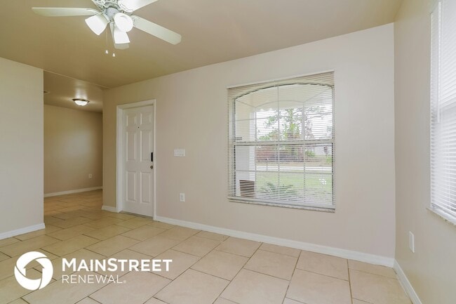 Photo - 427 Vanetta Dr