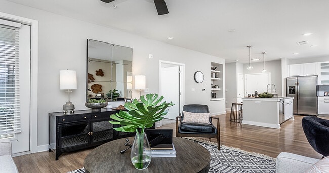 Aviation Crossing Apartments