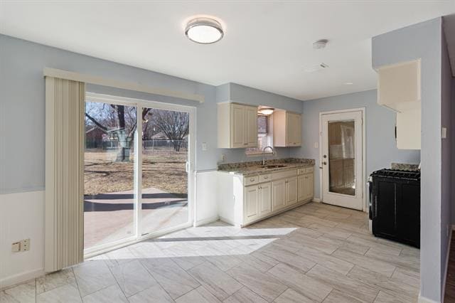 Photo - 2221 SE 14th St