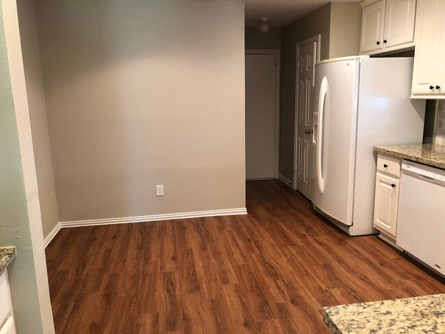 Photo - 22014 Shady Valley Dr