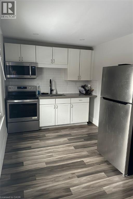 Photo - 1090 Cannon St E