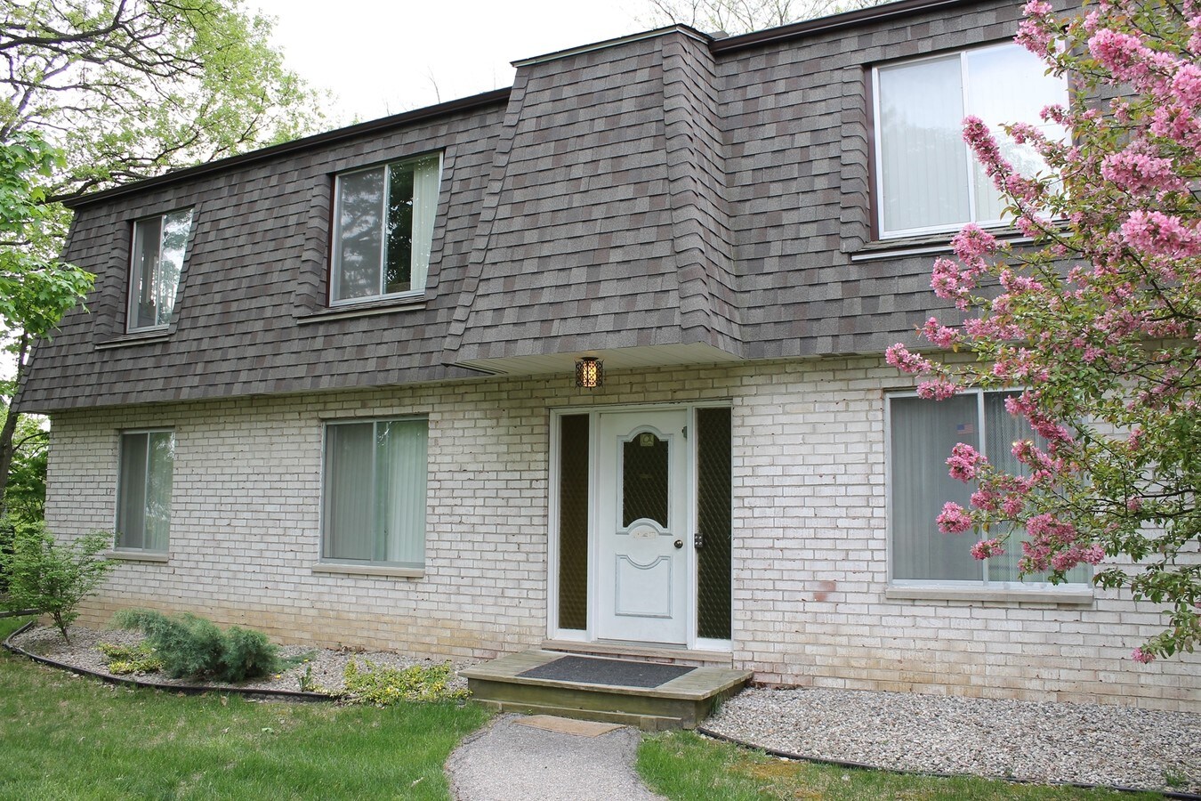 Photo - 1260-1265 McDivitt Ct