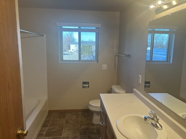 Photo - 1734 Lenwood Ave