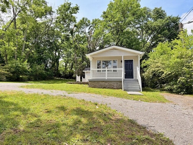Photo - Move-In Ready 3BR Rental with Spacious Yard & Deck