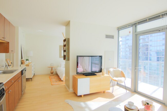 Photo - 251 E Wacker Dr Unit 2011