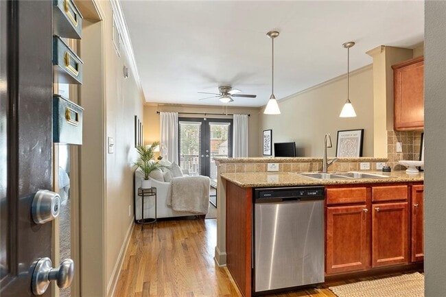 Photo - 48 Peachtree Ave NE Unit 426