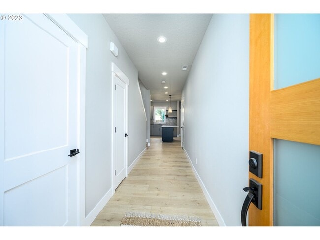 Photo - Beautiful 3 Bedroom, 2.5 Bath House in Newberg