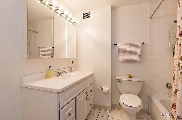 Photo - 233 E Erie St Unit 1701