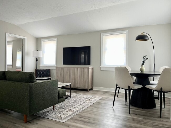 Photo - 1622 East Market St