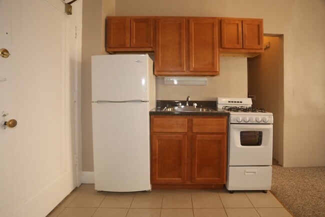 Photo - 3836 N Fremont St Unidad 903