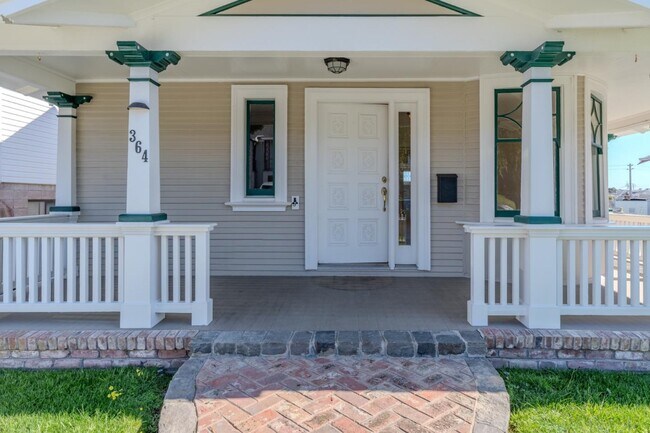 Photo - 364 Cypress Ave