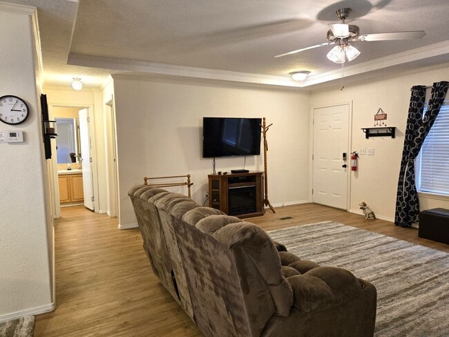 Photo - Spacious Home Near Mechem