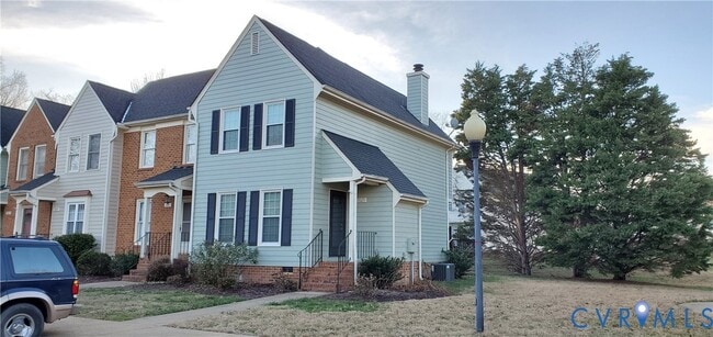 Building Photo - 7029 Fox Grn W