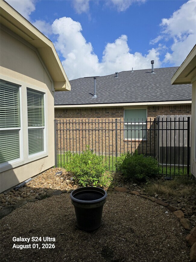 Photo - 5031 Gulf Stream Ln