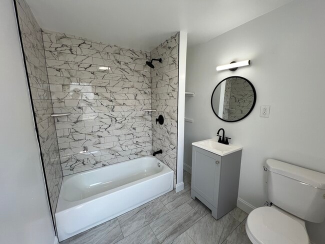 Photo - 2610 Price St