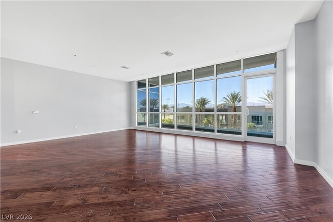 Photo - 4575 Dean Martin Dr Unit 304