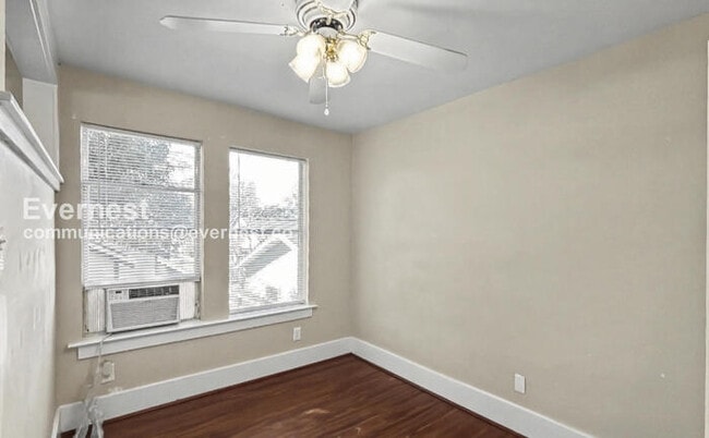 Photo - 203 W Lobit Ave Unidad 0