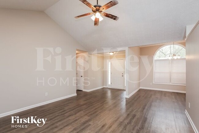 Photo - 727 Melrose Trce NE