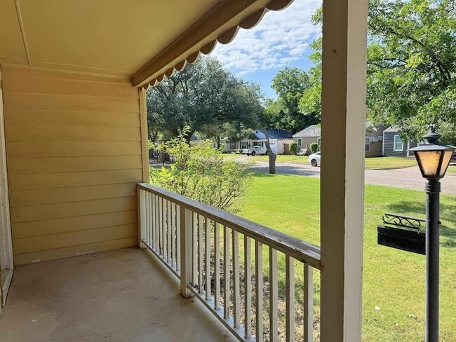 Photo - 3208 Kenesaw Ave