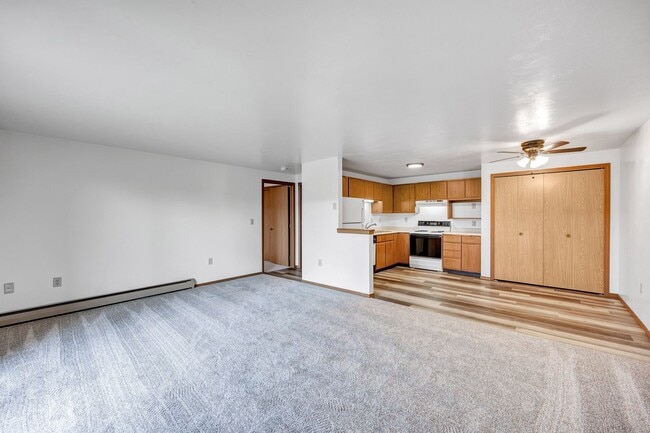 Photo - Charming & Cozy 1-Bedroom Upper Apartment Unidad 730-06