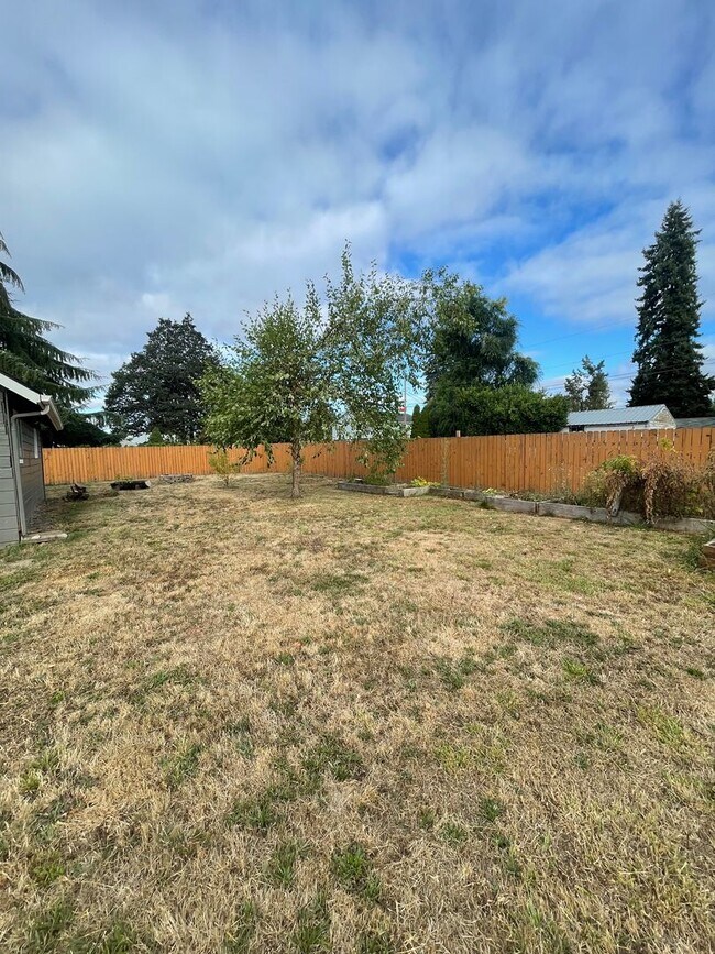 Photo - Don't miss out on this charming home with ...