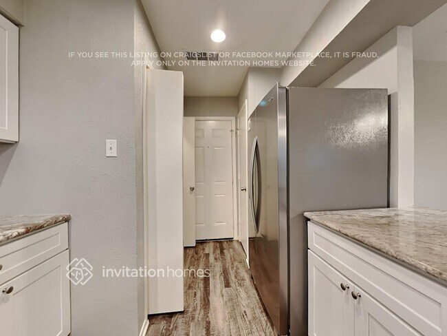 5668 Jamaica Cir