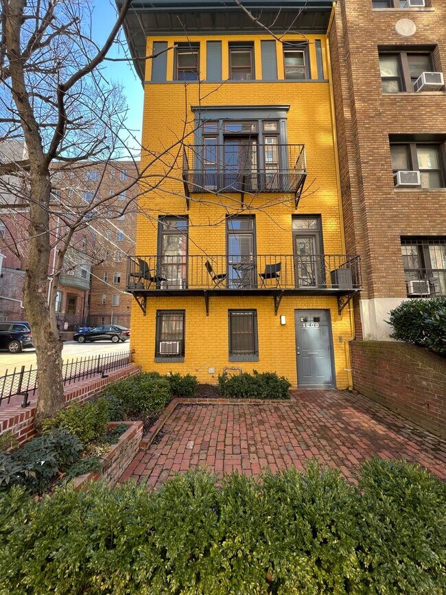 Centrally Located 1BR/1BA in Dupont Circle... - Centrally Located 1BR/1BA in Dupont Circle... Condo Unit 2