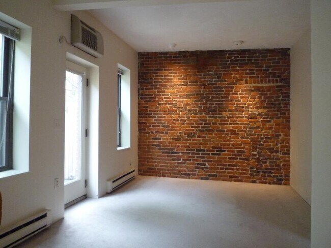 Photo - 61 St Germain St Unit 30 1